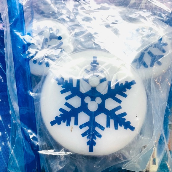 Disney Parks Mickey Holiday Light up Multicolor Bottle Straw Topper - Picture 7 of 8